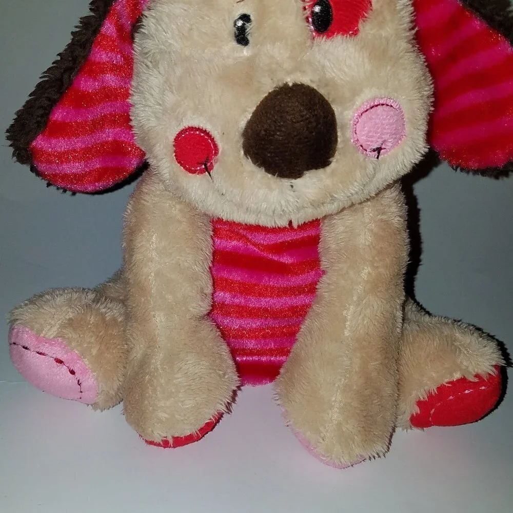 Dan Dee brown puppy